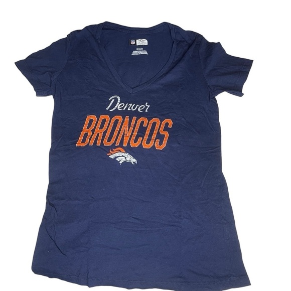 NFL Denver Broncos T Shirt Women Size S Blue Graphic‎ Team Apparel Short Sleeve - Picture 1 of 4